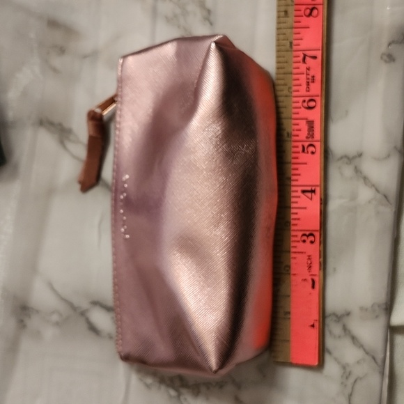 NIB Eyeshadow, Setting Spray and Brush Set - Picture 9 of 16